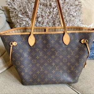 100% Authentic Loui Vuitton MM Neverfull!